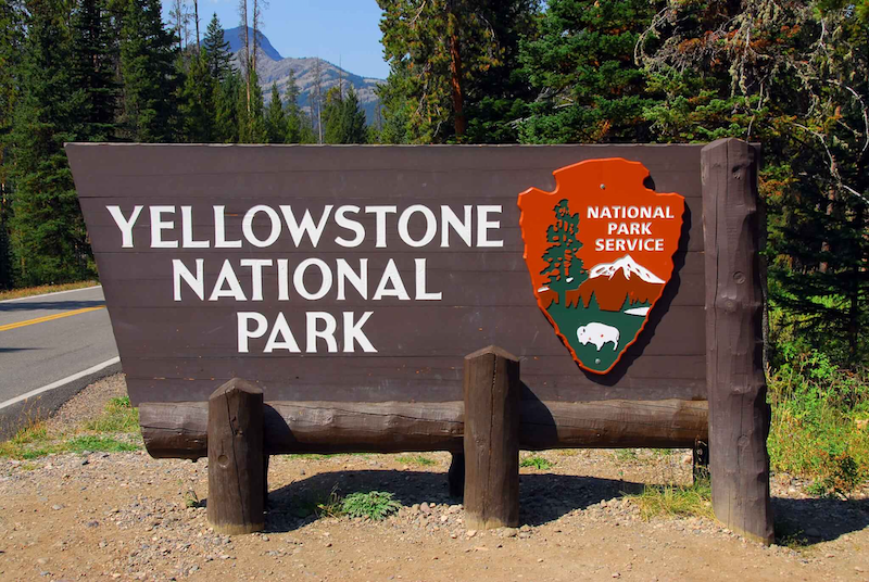 Yellowstone National Park entrance sign